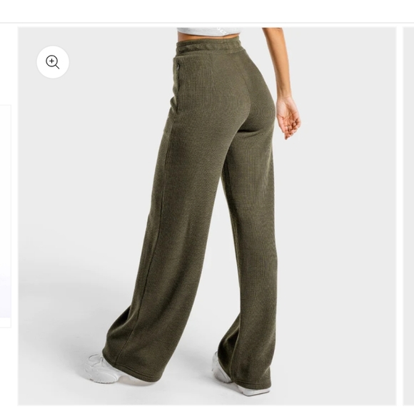 LUXE WIDE LEG PANTS - Olive - Picture 3 of 3